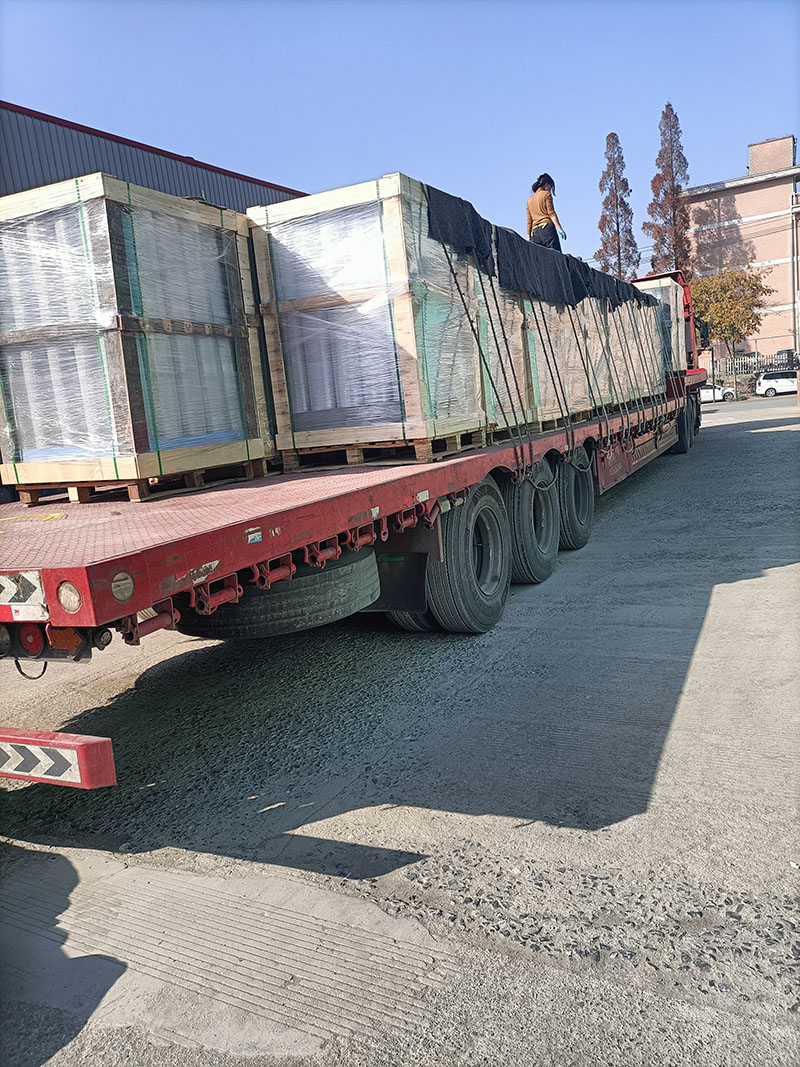 GREP環氧卷材深受客戶歡迎，產品大量出貨